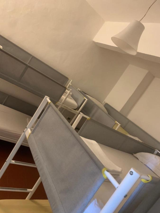 Short Stop Room Флоренция Экстерьер фото