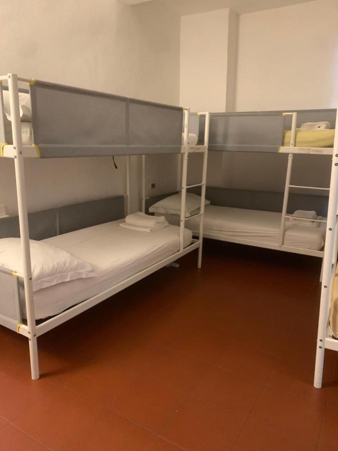 Short Stop Room Флоренция Экстерьер фото