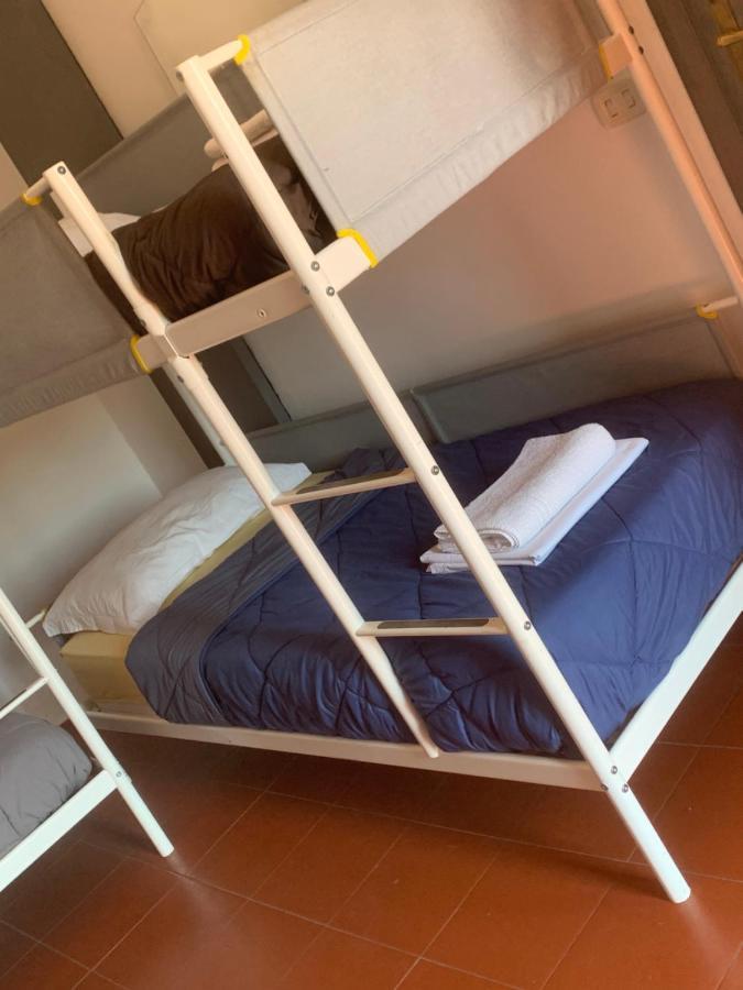 Short Stop Room Флоренция Экстерьер фото